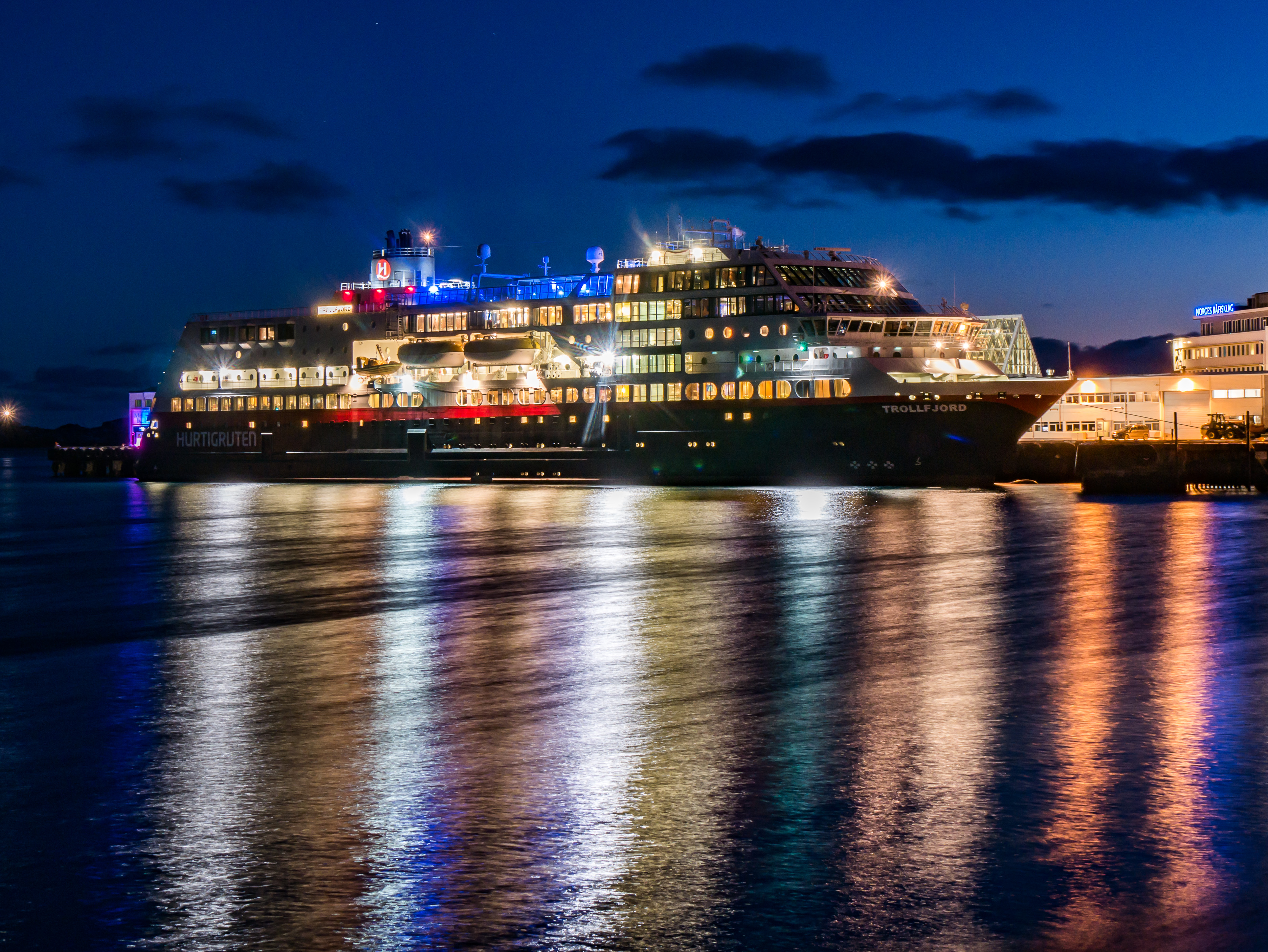 Hurtigruten in Svolvær